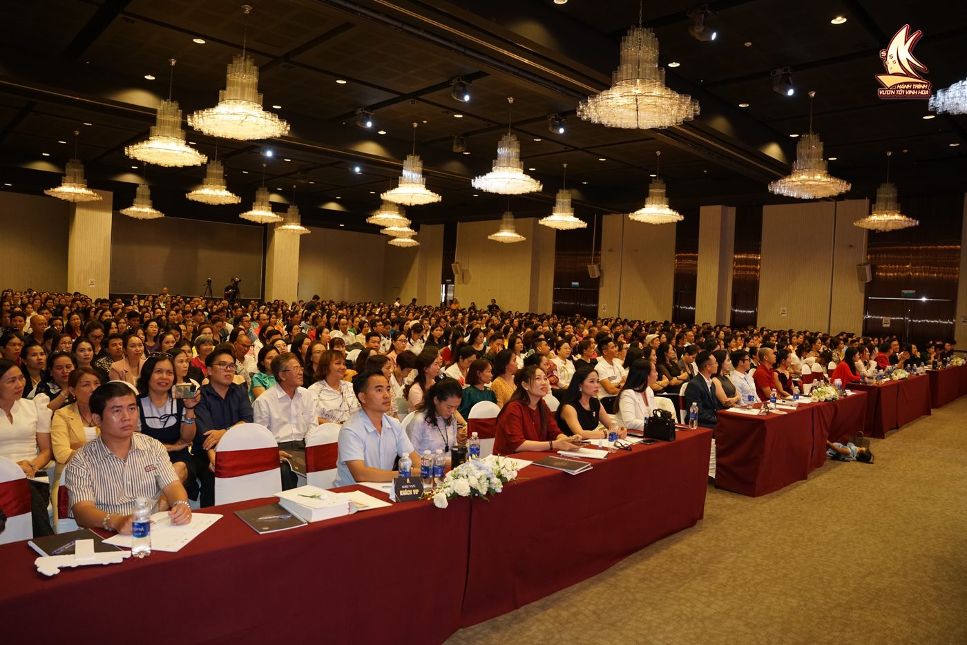 Hội trường Vinh Hoa 1